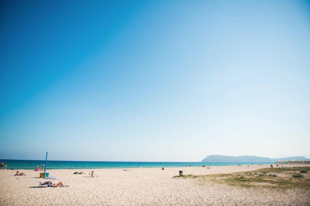 Апартаменты Poetto Beach Куарту-Сант'Элена Экстерьер фото